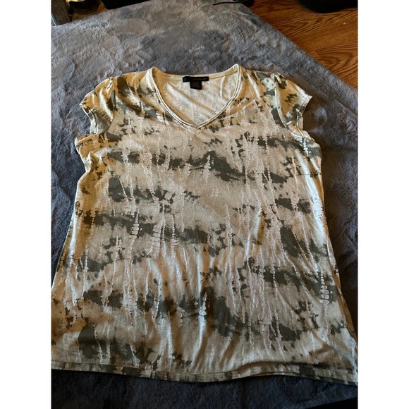 Calvin Klein V neck tee - Picture 1 of 3